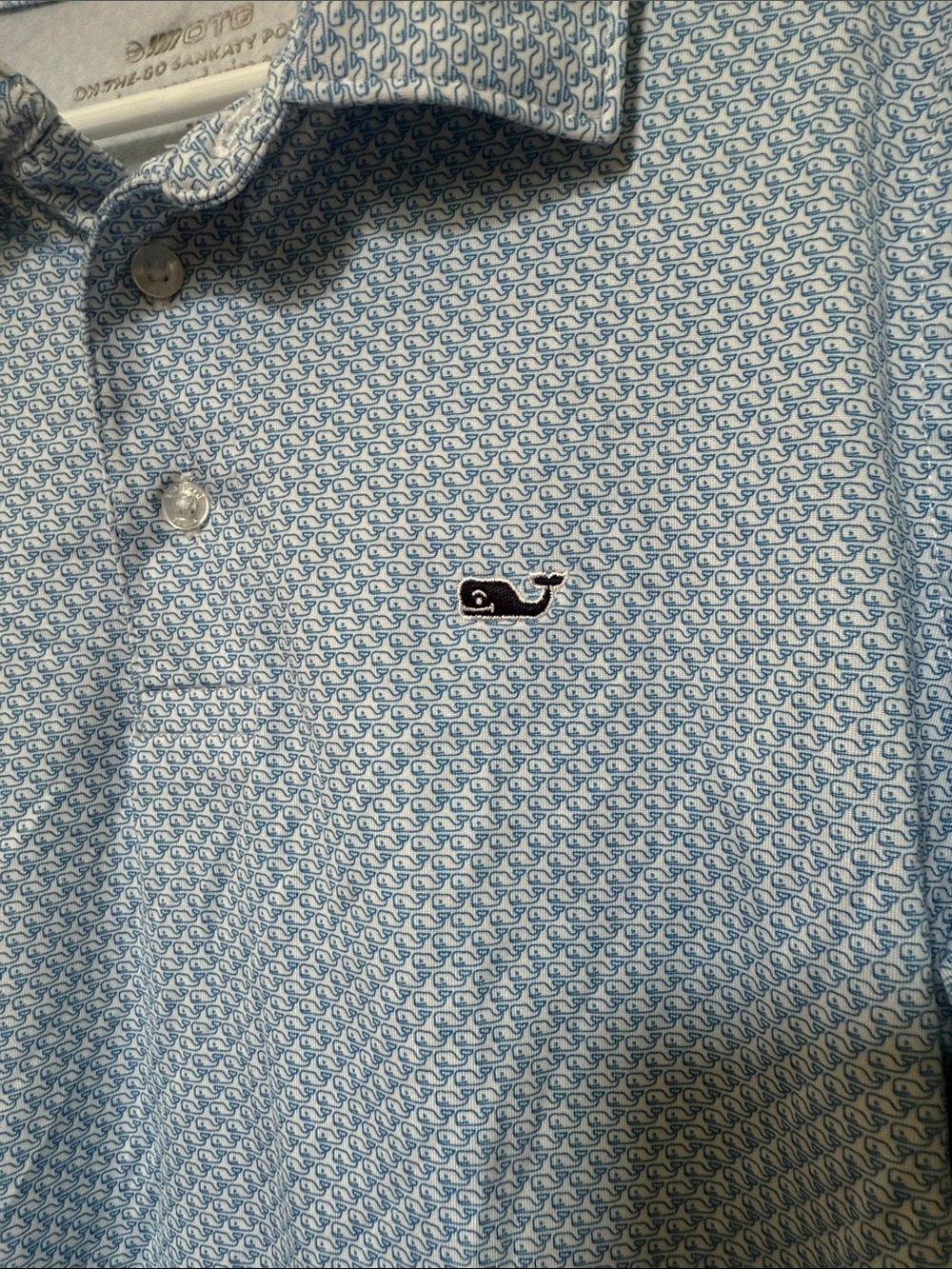 Vineyard Vines - Picture 2 of 3